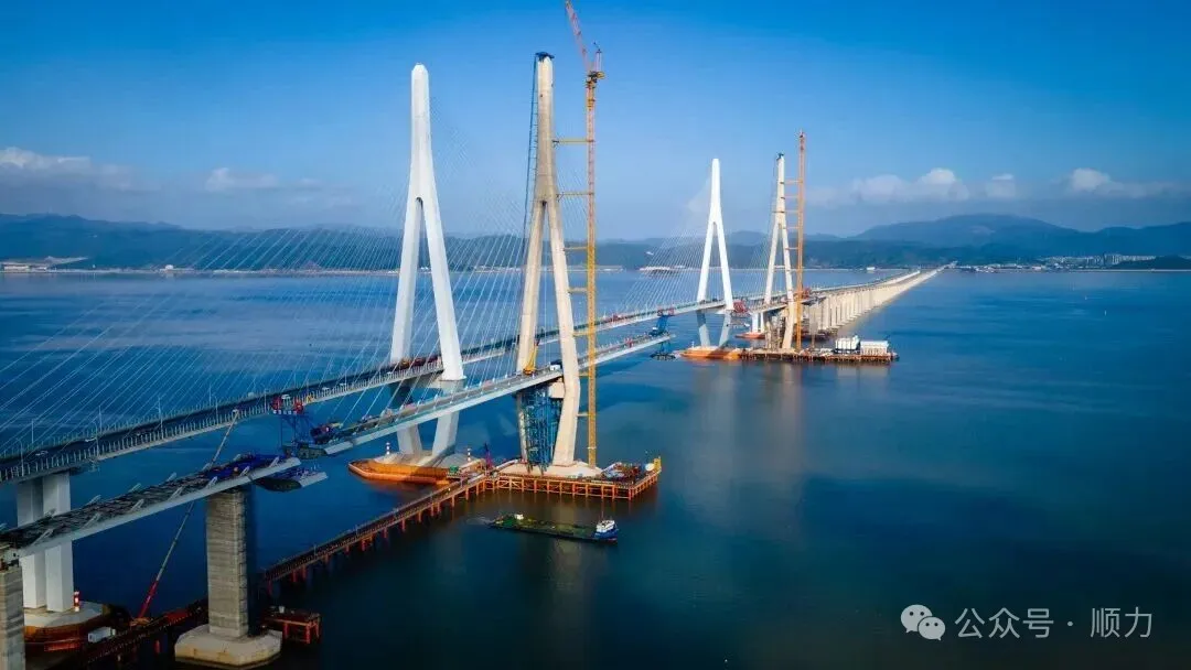 采用顺力钢管桩的宁波象山港跨海大桥南侧边跨顺利合龙